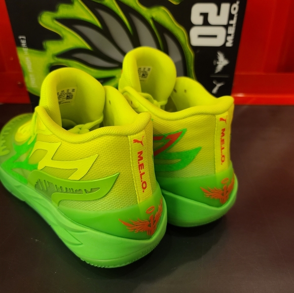 LaMelo Ball Puma “slime” basketball sneakers- - Picture 7 of 9